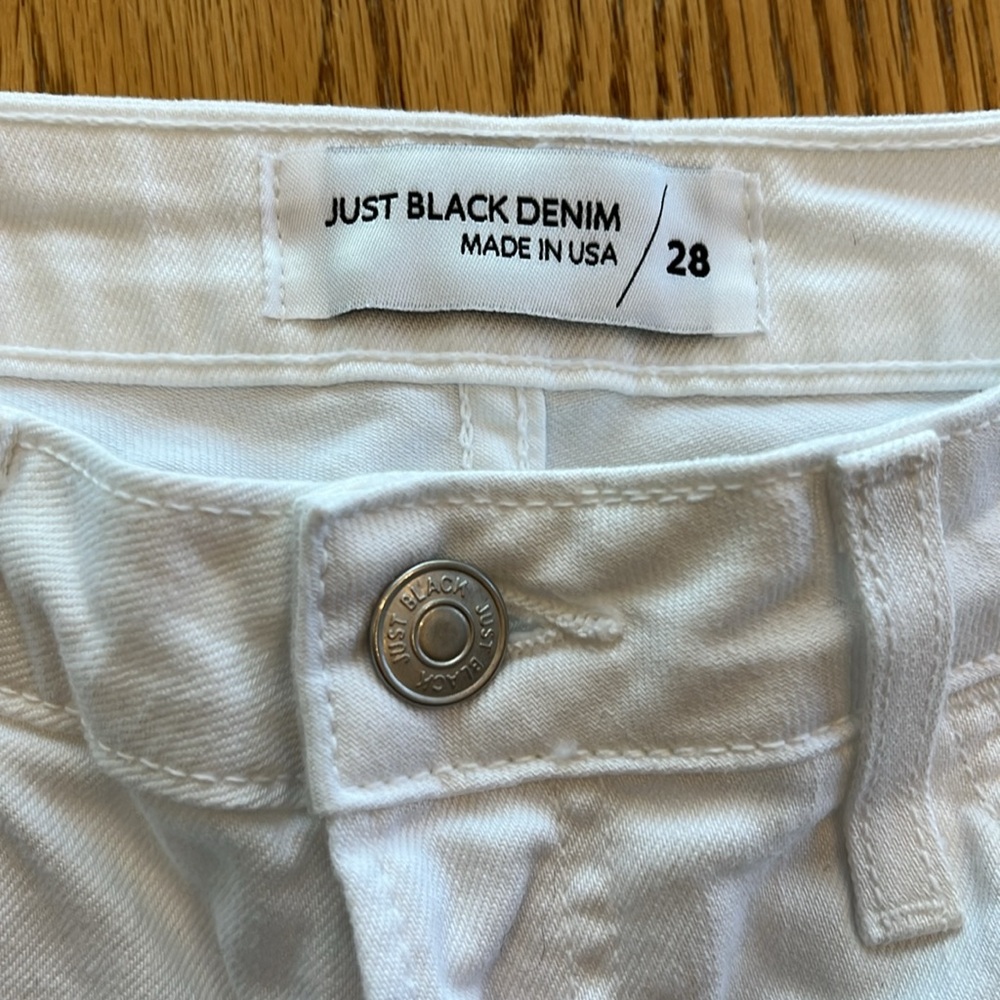 JUST BLACK Romeo Distressed Cuffed Frayed Denim Short - Picture 3 of 4